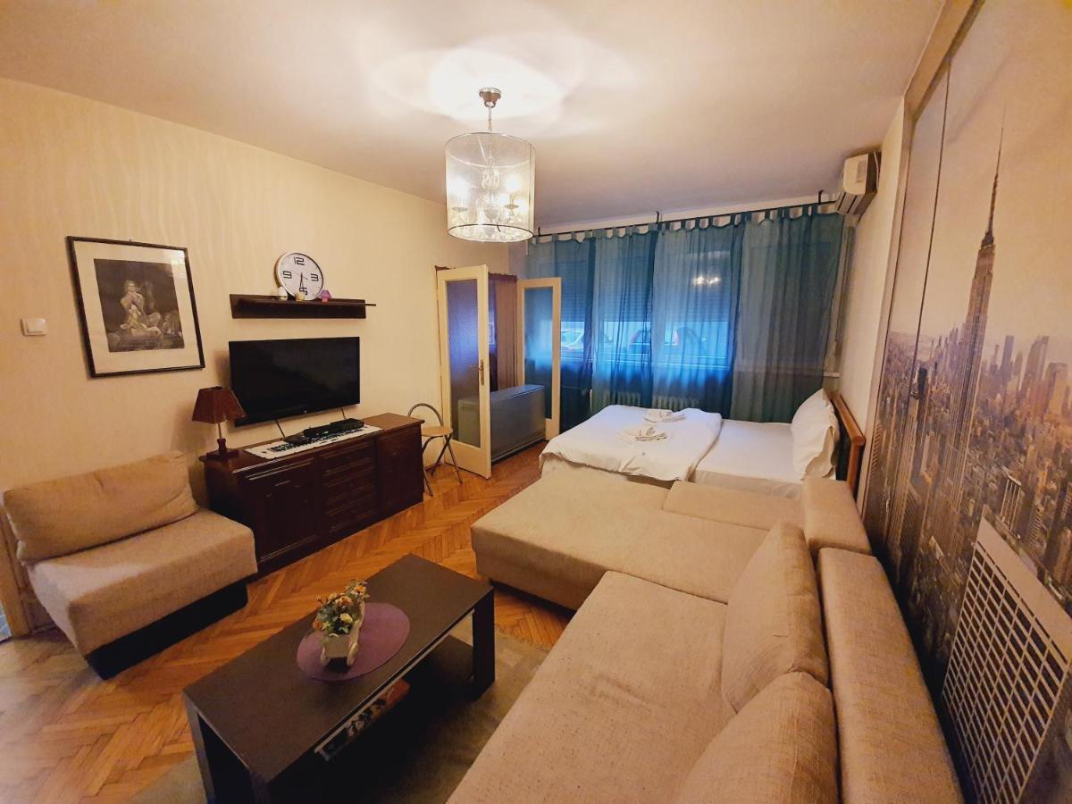 Central Park Studio Apartment Beograd Ngoại thất bức ảnh